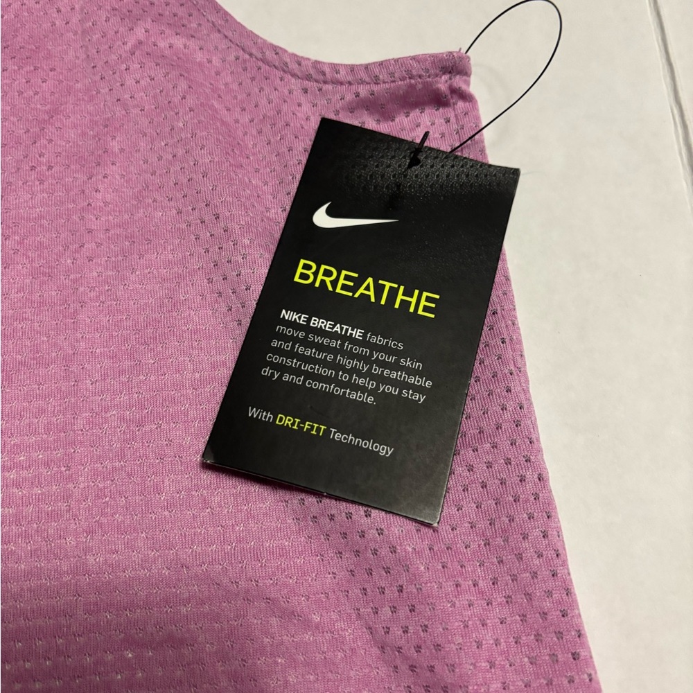 New! Nike Breathe Women Active Top Lilac Color Size XS - Picture 7 of 8